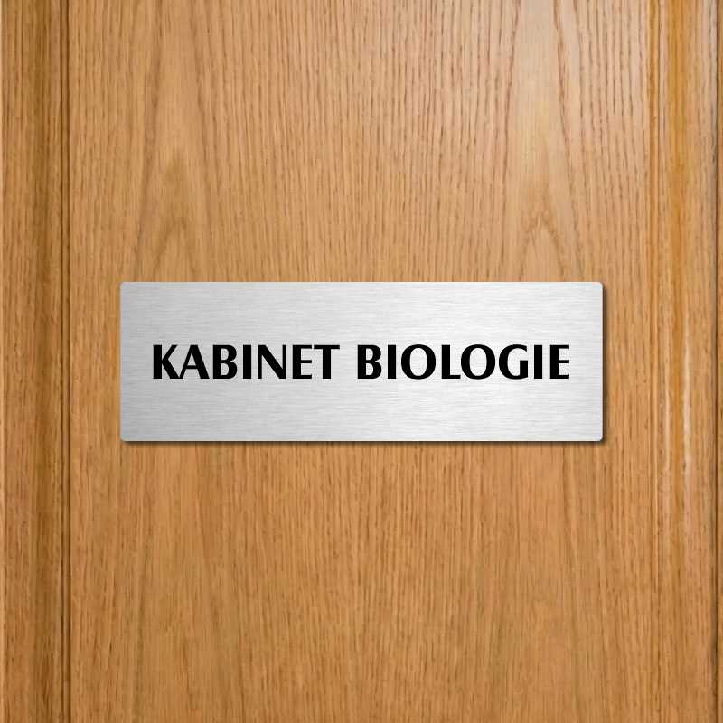 Kabinet biologie, 200x66mm, zlatá popiska s okrasným rámečkem  